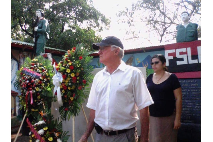Homenaje a Luisa Amanda Espinoza y Enrique Lorente
